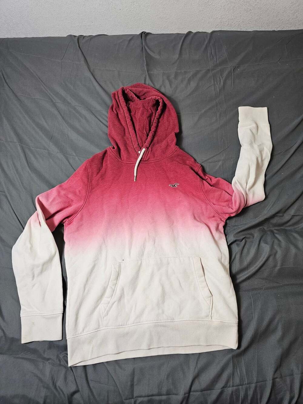 Hollister Must-Have Collection Hoodie Size L Ombre Red White